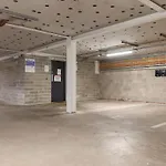 3br Penthouse, Free Secure Parking, Luxury York