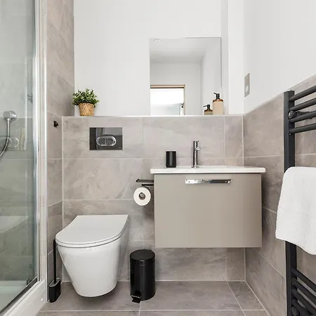 3br Penthouse, Free Secure Parking, Luxury 別荘 *