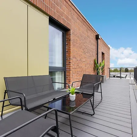 3br Penthouse, Free Secure Parking, Luxury * York
